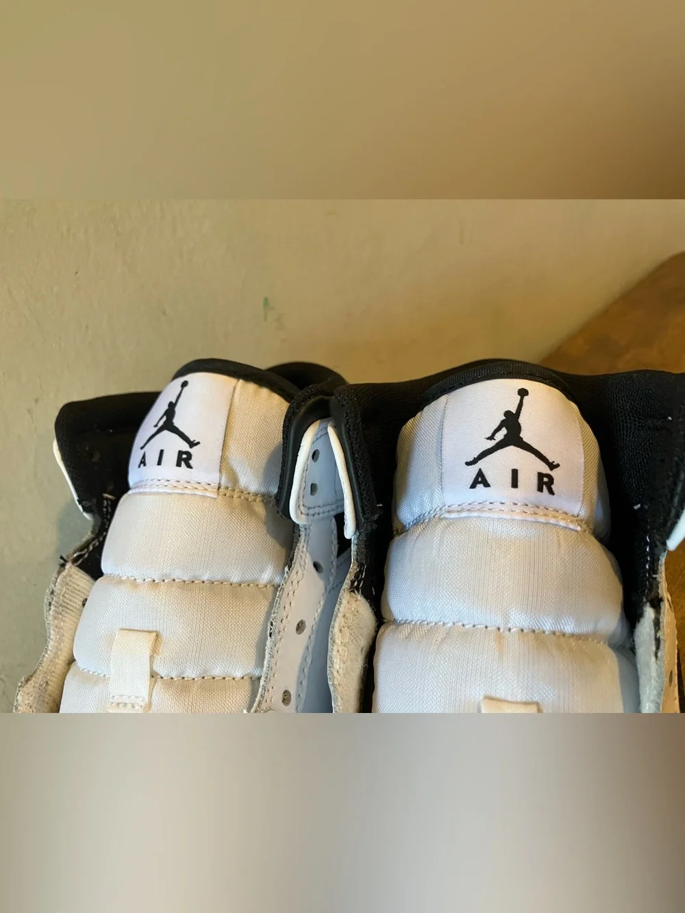 Jordan - (GS) Air Jordan 1 Mid 'White Black'KID'S